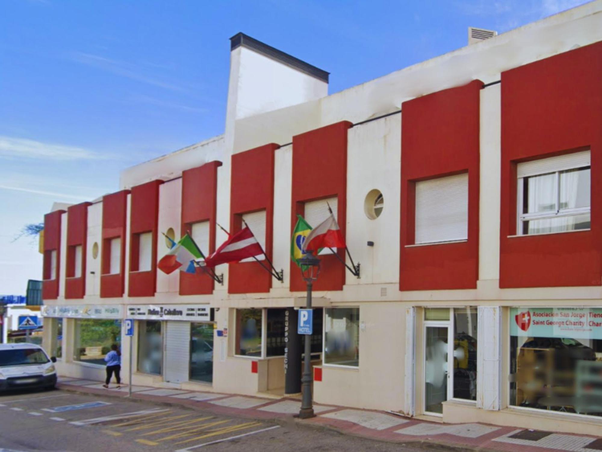 Sechi Aparthotel Marbella Estepona Exterior photo